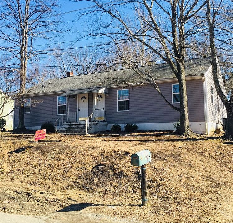 1st image of 209 McGowan Dr #A