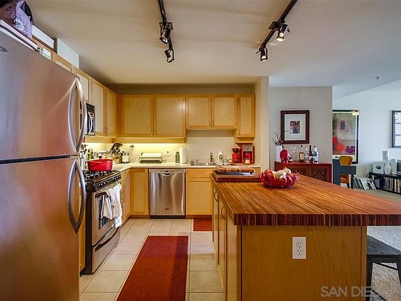 3rd image of 1240 India St Unit 1801