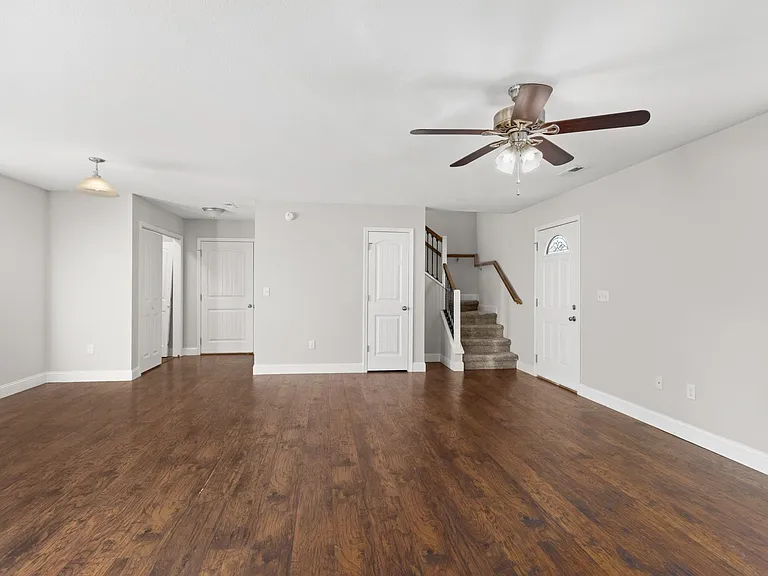 3502-3538 Carlyle Place Dr — Photo 3