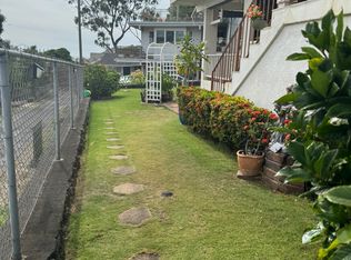947 Laki Rd #A, Honolulu, HI 96817