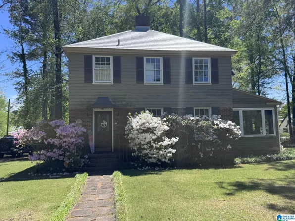 115 Oak St, Trussville, AL 35173