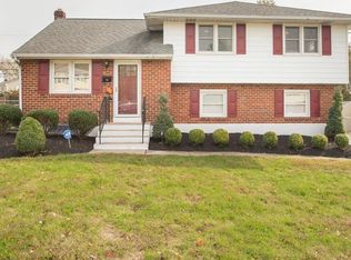402 Milmar Rd, Wilmington, DE 19804