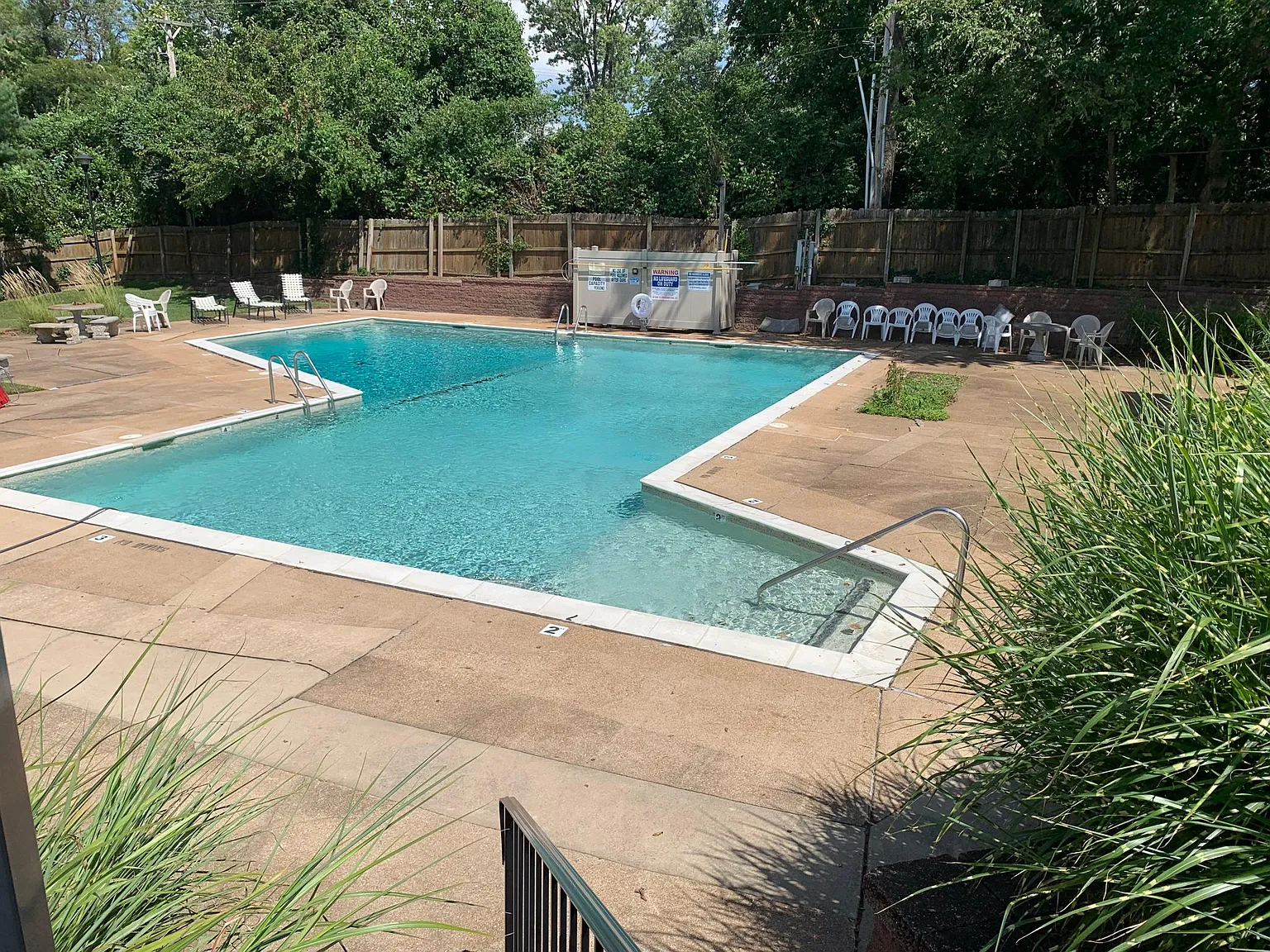 2 bed, 1.5 bath, 924 sqft, $1,500 — Photo 2