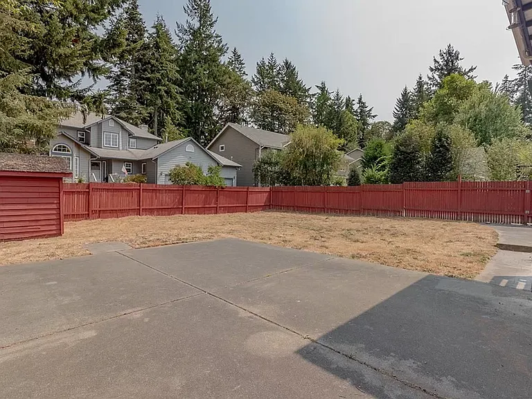 11616 23rd Ave SW — Photo 16