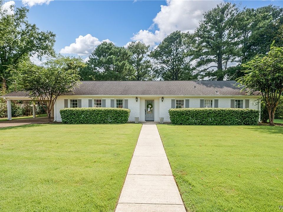 1st image of 310 Riverdale Dr
