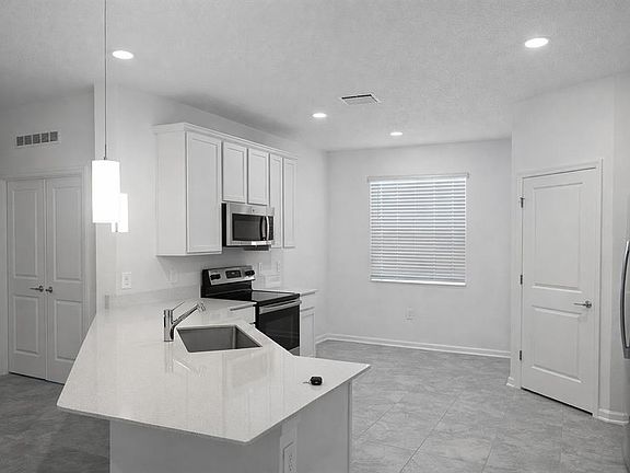 3rd image of 4086 GOOSEBERRY TRAIL