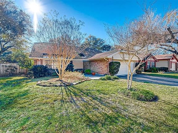 2nd image of 1818 Brushy Creek Dr