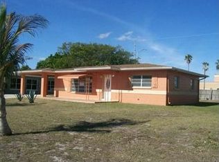 1910 Wyoming Ave, Fort Pierce, FL 34982