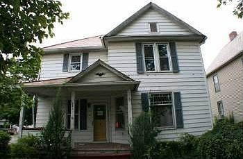 1st image of 231 S Lincoln Ave