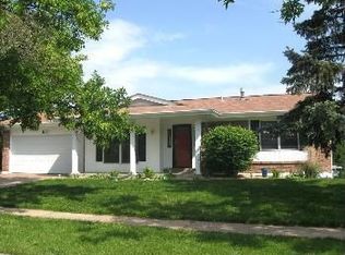 610 Clear Creek Ct, Ballwin, MO