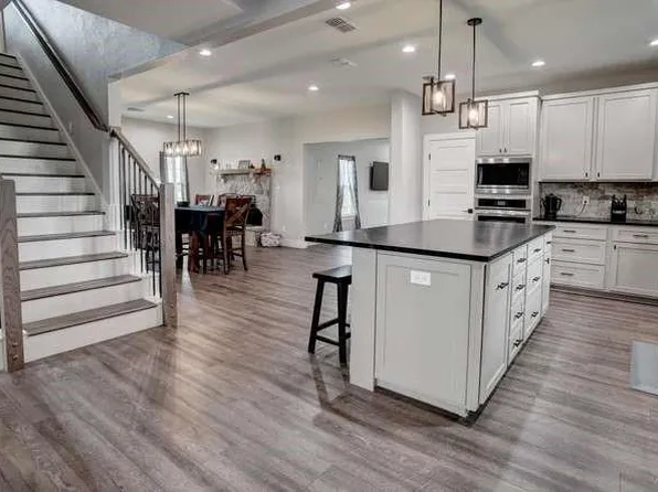 1345 E Old Hallettsville Rd, Flatonia, TX 78941
