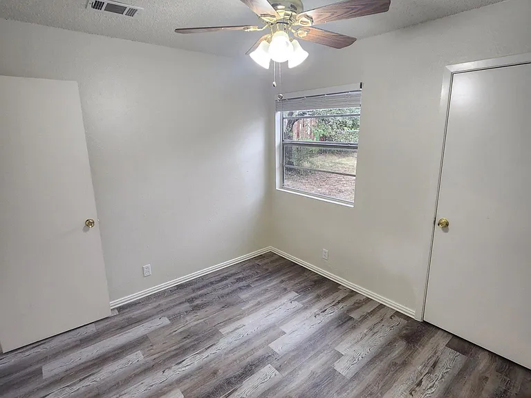 3804 Rocky Hollow Trl #A — Photo 17