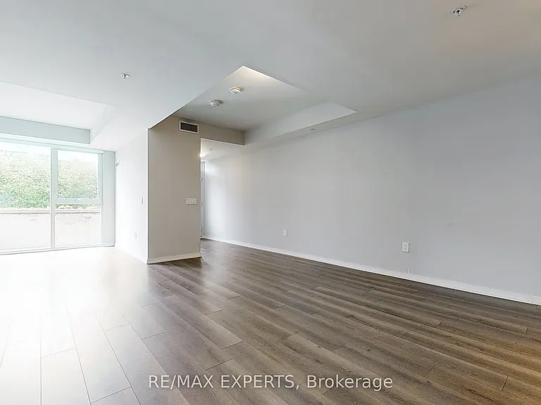 3237 Bayview Ave #Townhouse 106 — Photo 4