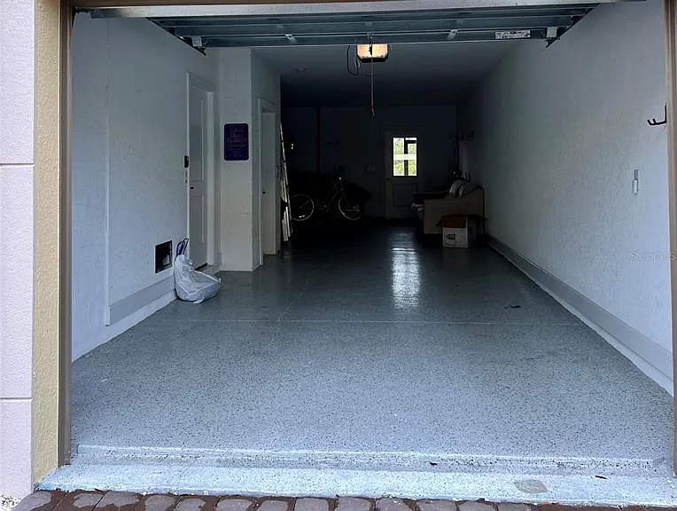 5569 Cannes Cir — Photo 11
