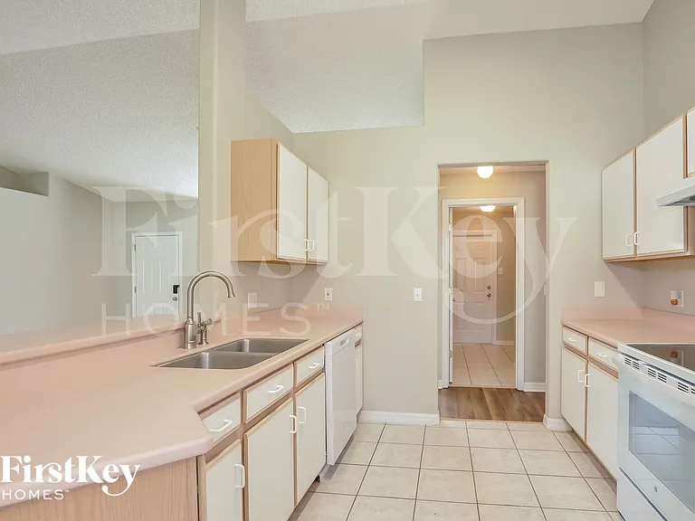8 Wild Oak Pl — Photo 12