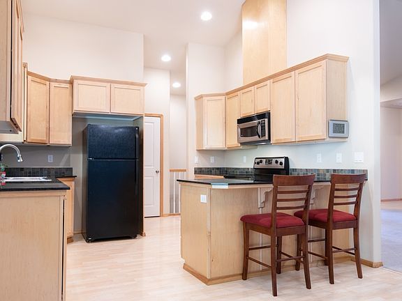 4th image of 18916 62nd Ave NW