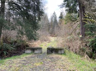 19312 Skinner Rd, Granite Falls, WA 98252