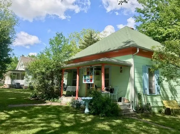 716 Michigan St, Oswego, KS 67356