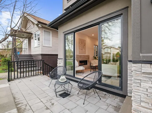 2238 E 5th Ave, Vancouver, BC V5N 1M8