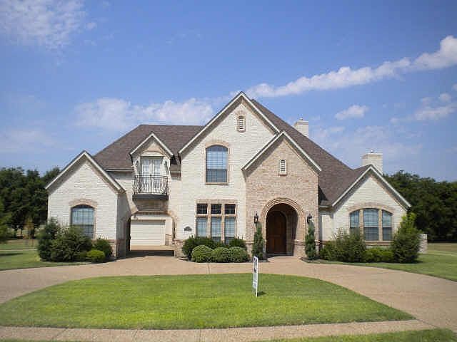 1st image of 2107 Becky Ln