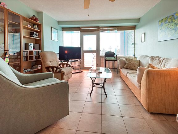 3rd image of 2840 N Ocean Boulevard #407