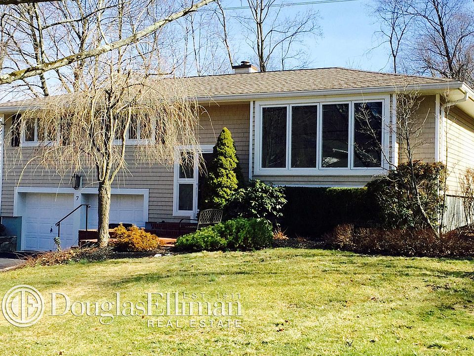 1st image of 7 Hillview Dr