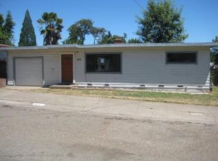 105 Canyon Dr, Ukiah, CA 95482