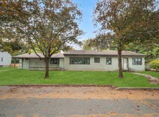 45 Wilrue Pkwy, Pompton Plains, NJ 07444