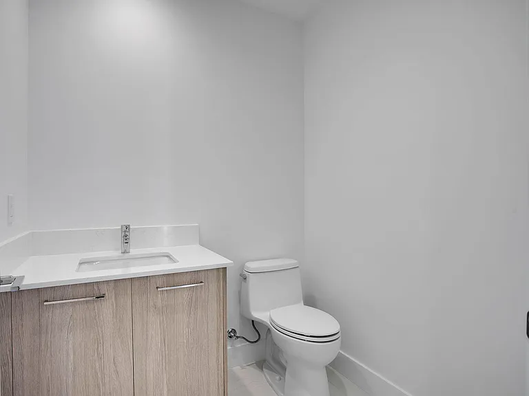 151 N Seabreeze Blvd #1204 — Photo 27