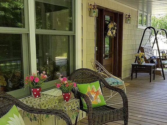 Front Porch with 2 Skylights