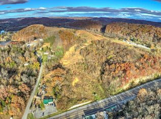 3825 Fort Henry Dr, Kingsport, TN 37663