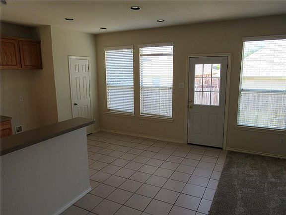 4th image of 4508 Hickory Meadows Ln