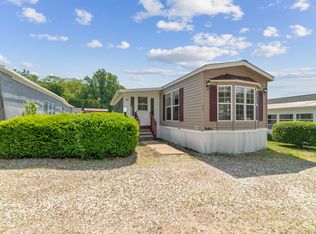 108 Clark Rd TRAILER 104, Naugatuck, CT 06770