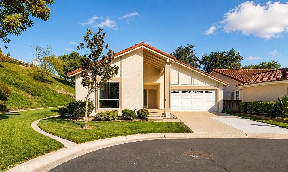 1st image of 27706 Calle Valdes