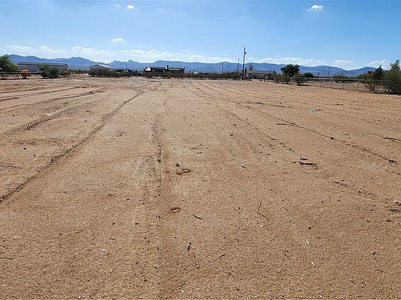 4th image of 3968 N Stewart Mountain Rd
