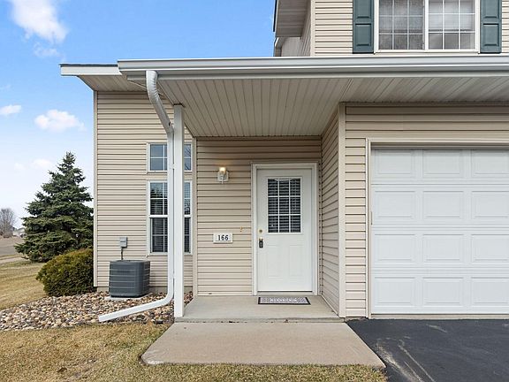 4th image of 166 Bridgewater Trl
