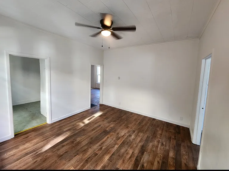 8 Vrooman Ave #1 — Photo 5