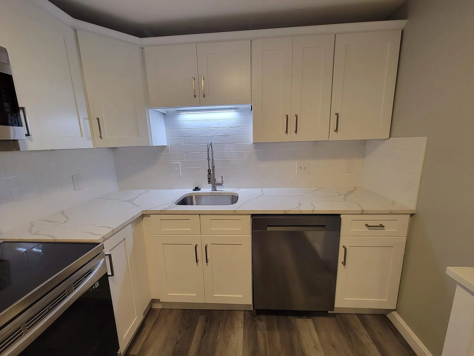 26 Williamsburg Ct — Photo 3
