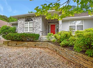 10 E Country Club Dr, Eureka Springs, AR 72631