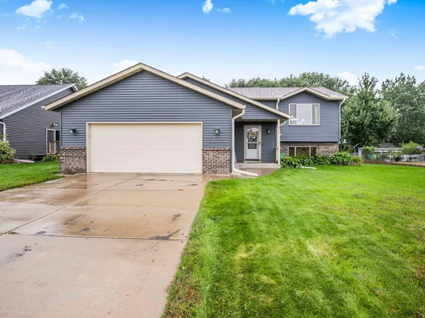 2518 Ocarina Dr, Sauk Rapids, MN 56379