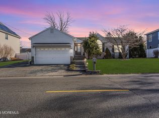 745 Surf Ave, Beachwood, NJ 08722