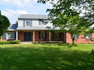 4 Clover Dr, Hockessin, DE 19707