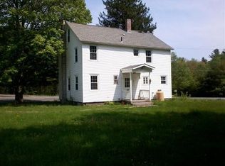 96 Daniel Shays Hwy, Pelham, MA 01002