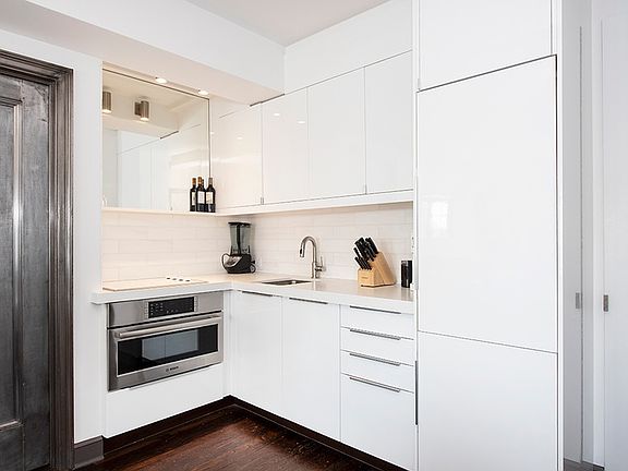 4th image of 5 Tudor City Pl APT 1525