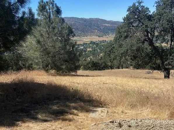 24550 Paramount Dr #227, Tehachapi, CA 93561