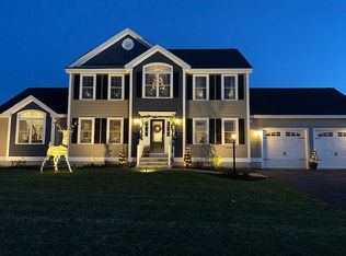 71 Old Pasture Rd, Dracut, MA 01826