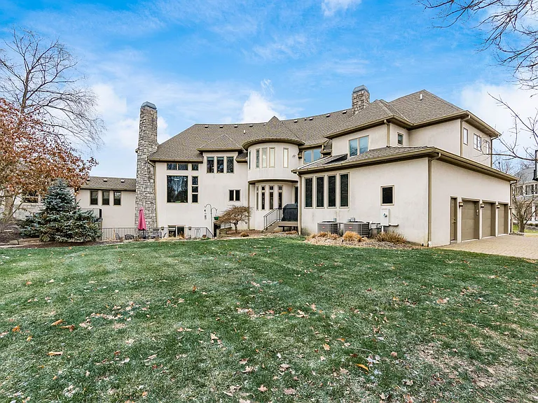 4602 Sandwich Ct — Photo 84