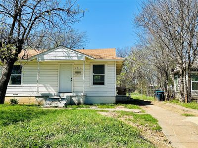2016 Daniel St, Fort Worth, TX, 76104