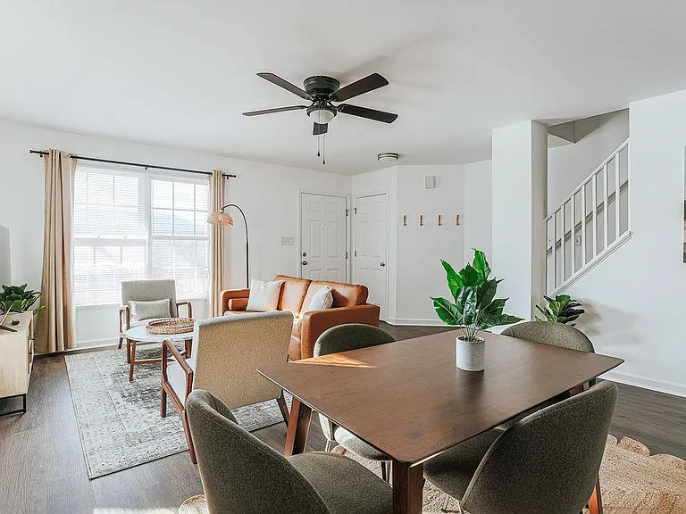 1511 Vine St — Photo 7