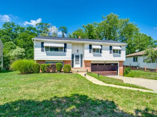 609 Shawnee Ln, Bedford, OH 44146